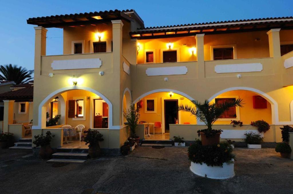 Feeloxenia Corfu Apartments Acharavi  Exterior photo