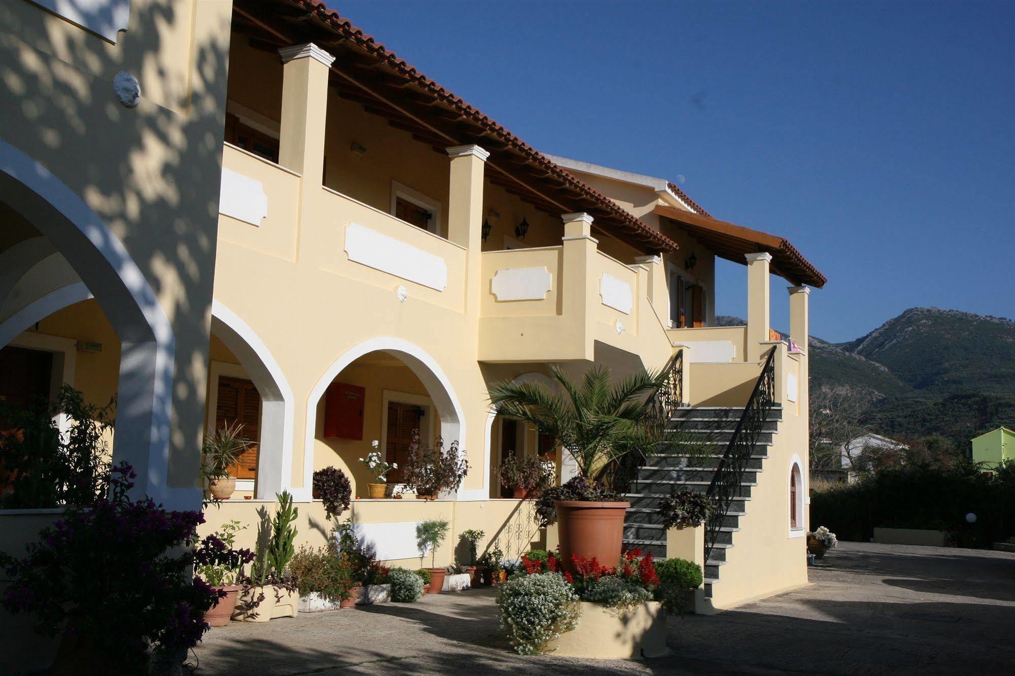 Feeloxenia Corfu Apartments Acharavi  Exterior photo