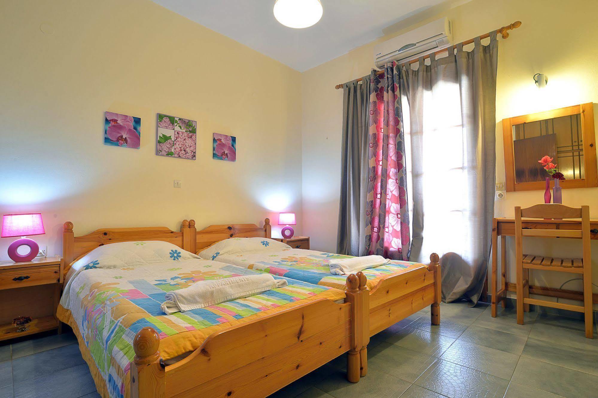 Feeloxenia Corfu Apartments Acharavi  Exterior photo